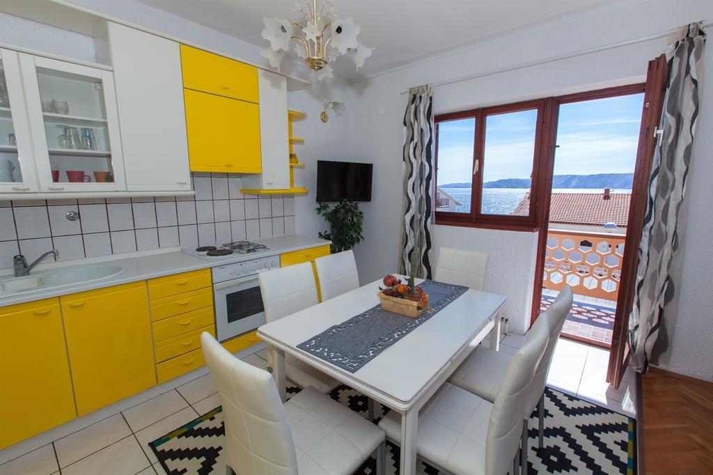 Apartments Vita Novi Vinodolski Zimmer foto