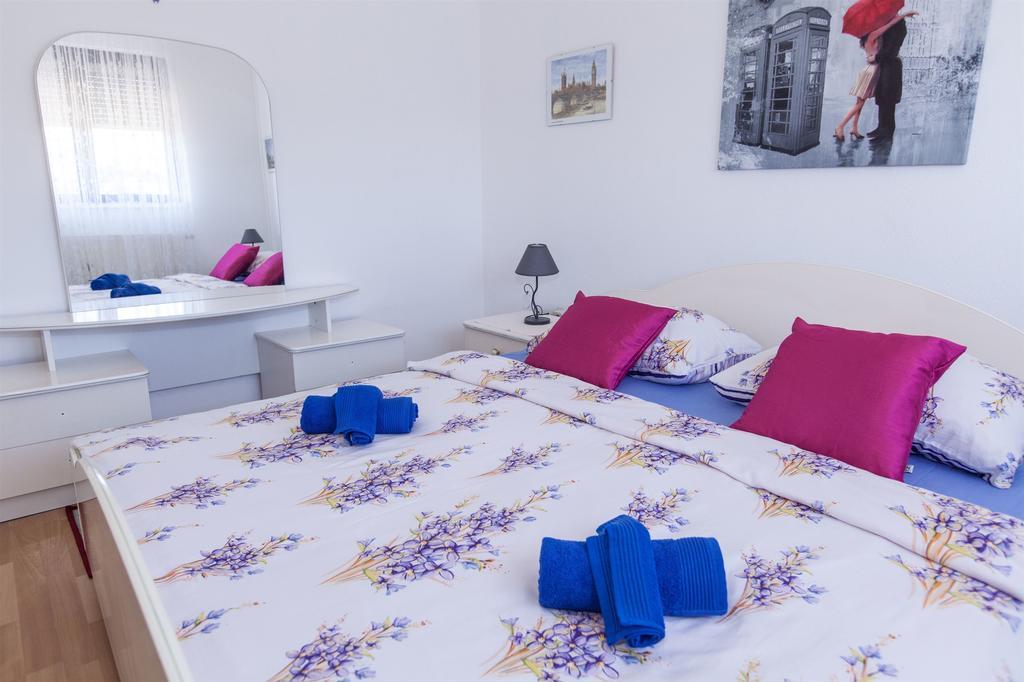 Apartments Vita Novi Vinodolski Zimmer foto