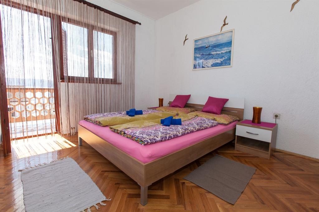Apartments Vita Novi Vinodolski Zimmer foto